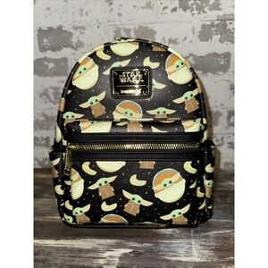 Disney parks Loungefly Star‎ Wars Mandalorian Grogu AOP Baby Yoda Mini Backpack